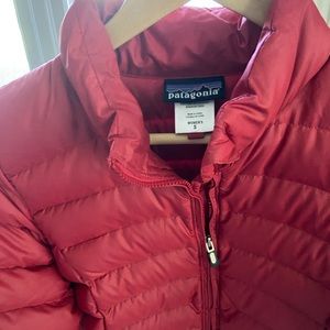Patagonia Small Puffer Jacket. Knee Length.